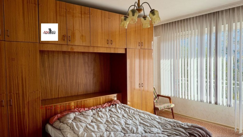 Продава 4-СТАЕН, гр. Варна, Цветен квартал, снимка 4 - Апартаменти - 52377635