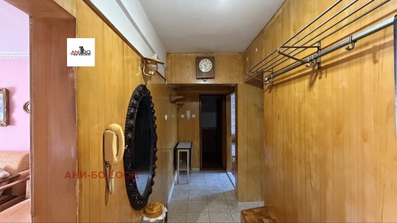 Продава 4-СТАЕН, гр. Варна, Цветен квартал, снимка 2 - Апартаменти - 52377635