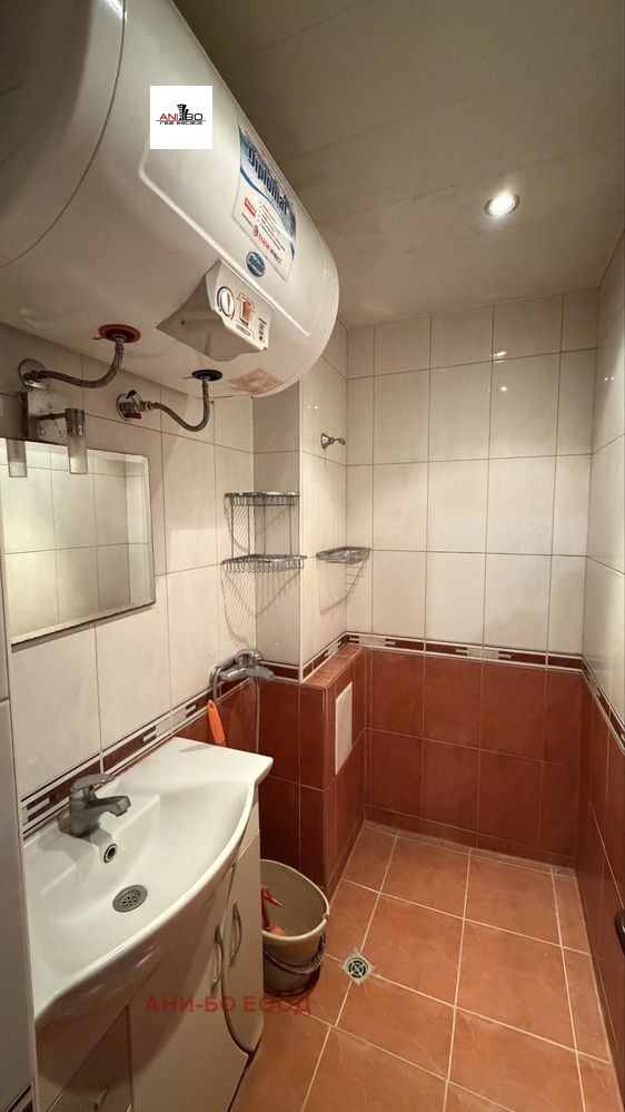 Продава 4-СТАЕН, гр. Варна, Цветен квартал, снимка 3 - Апартаменти - 52377635