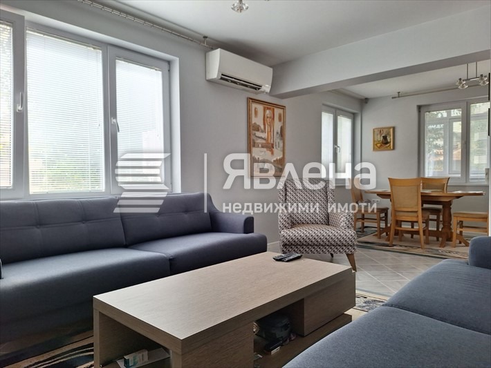 Продава МНОГОСТАЕН, гр. Пловдив, Център, снимка 8 - Aпартаменти - 48201592