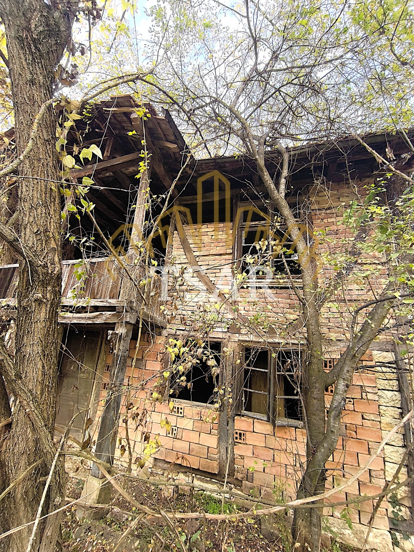 Продава КЪЩА, с. Градище, област Габрово