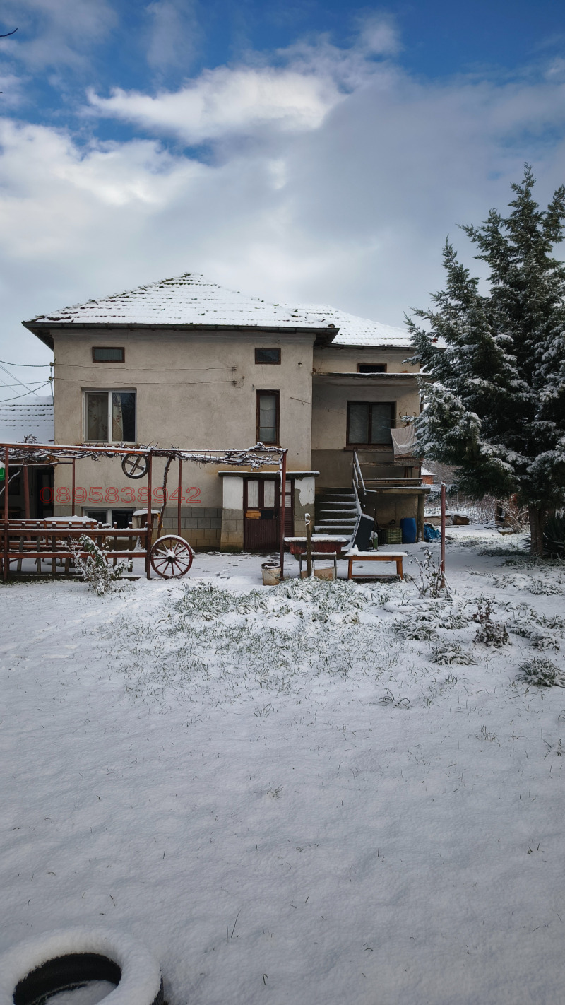 Продава КЪЩА, с. Девенци, област Плевен, снимка 2 - Къщи - 53036672