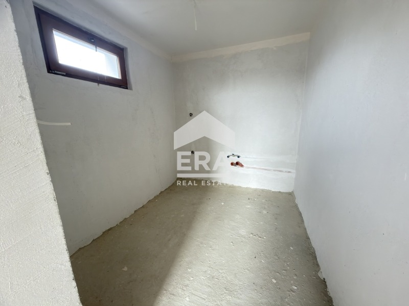Продава КЪЩА, с. Доброглед, област Варна, снимка 15 - Къщи - 56627329