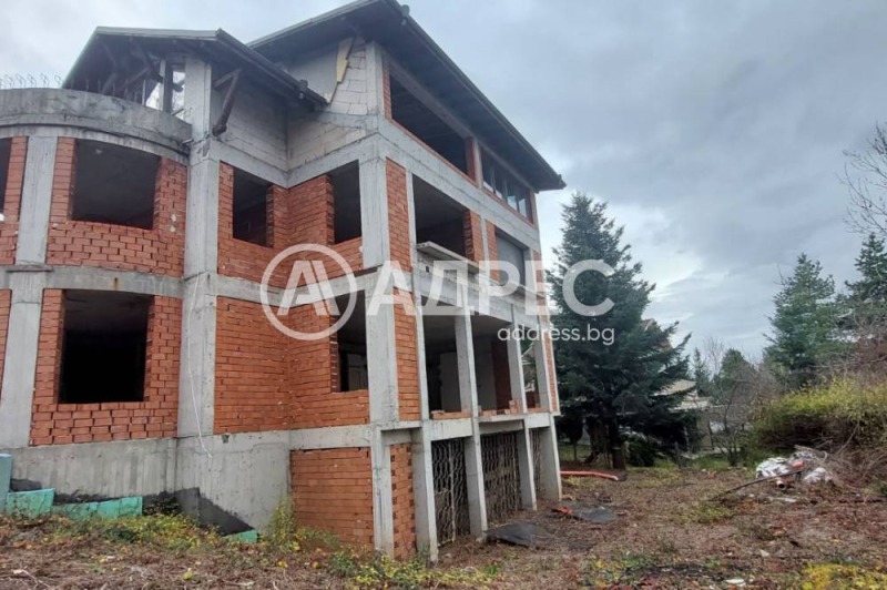 Продава КЪЩА в град София, Бояна - 600 кв.м / 980 000 € » 1 916 713.40 лв., АДРЕС НЕДВИЖИМИ ИМОТИ