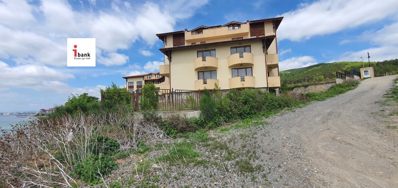 Продава  2-стаен област Бургас , гр. Свети Влас , 77 кв.м | 90214023