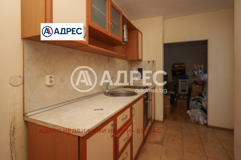 Продава 3-СТАЕН, гр. Бургас, Зорница, снимка 3 - Aпартаменти - 47962471