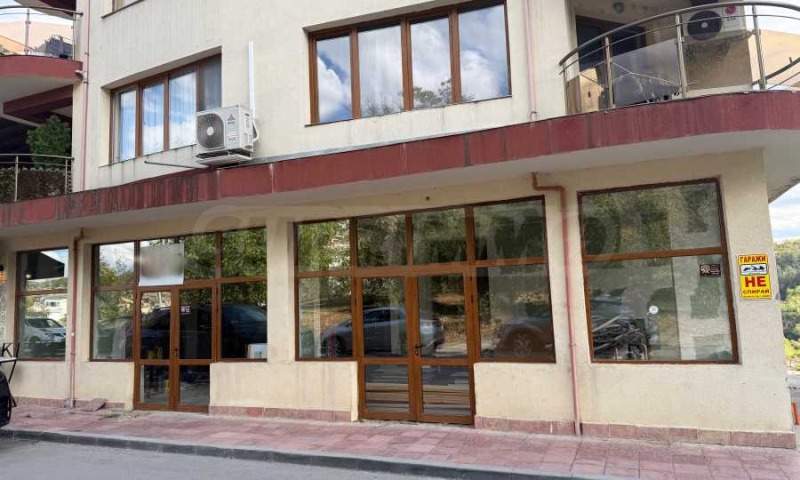 Til salgs  Butikk Veliko Tarnovo , Tsentralna gara , 197 kvm | 77512019