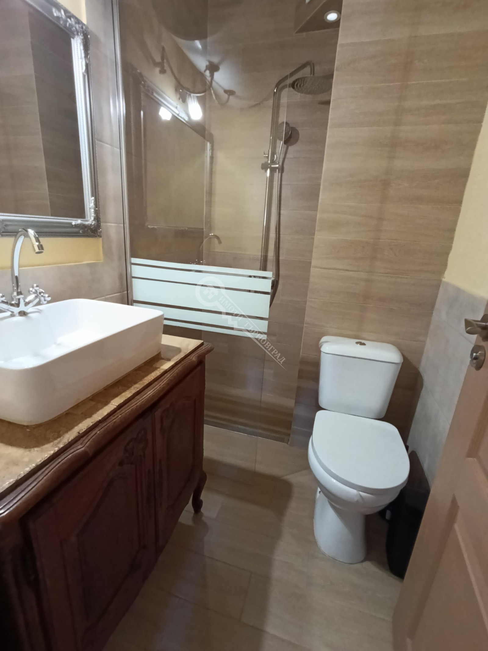 Продава 2-СТАЕН, гр. Велико Търново, Бузлуджа, снимка 5 - Апартаменти - 55441321