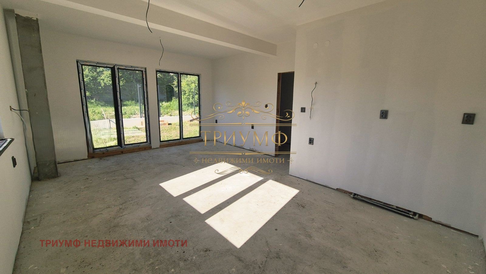 Продава КЪЩА, с. Яребична, област Варна, снимка 3 - Къщи - 56114534