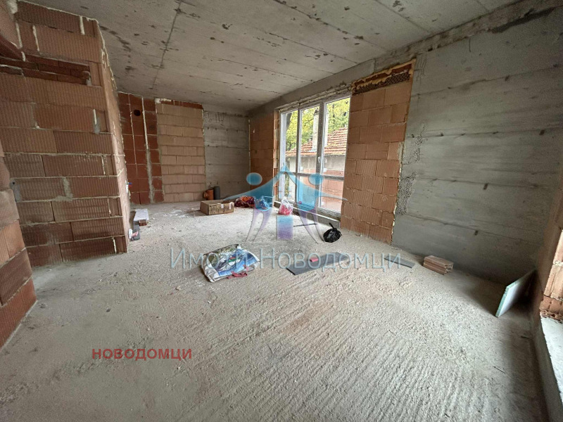 Продава 3-СТАЕН в град Шумен, Център - 93 кв.м / 132 000 € » 258 169.56 лв., НОВОДОМЦИ