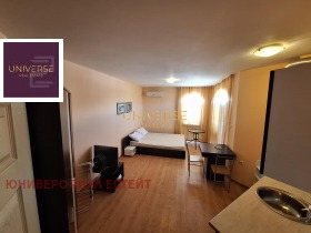 Στούντιο κ.κ. Σλαντσεβ βριαγ, περιοχή Μπουργκάς