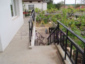 Maison Benkovski, région Varna 16