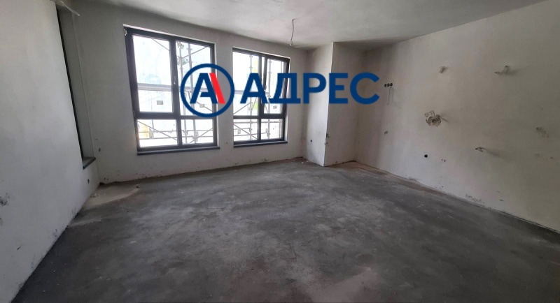 Te koop  2 slaapkamers Gabrovo , Tsentar , 93 m² | 63670062