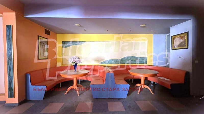 In vendita  Ufficio Stara Zagora , Tsentar , 245 mq | 18909416