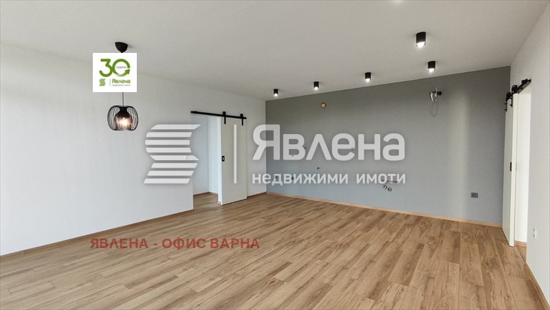 Продава КЪЩА, с. Църква, област Добрич, снимка 2 - Къщи - 54061149