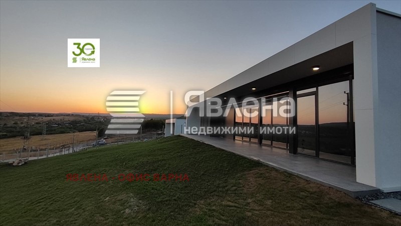 Продава КЪЩА, с. Църква, област Добрич, снимка 11 - Къщи - 54061149
