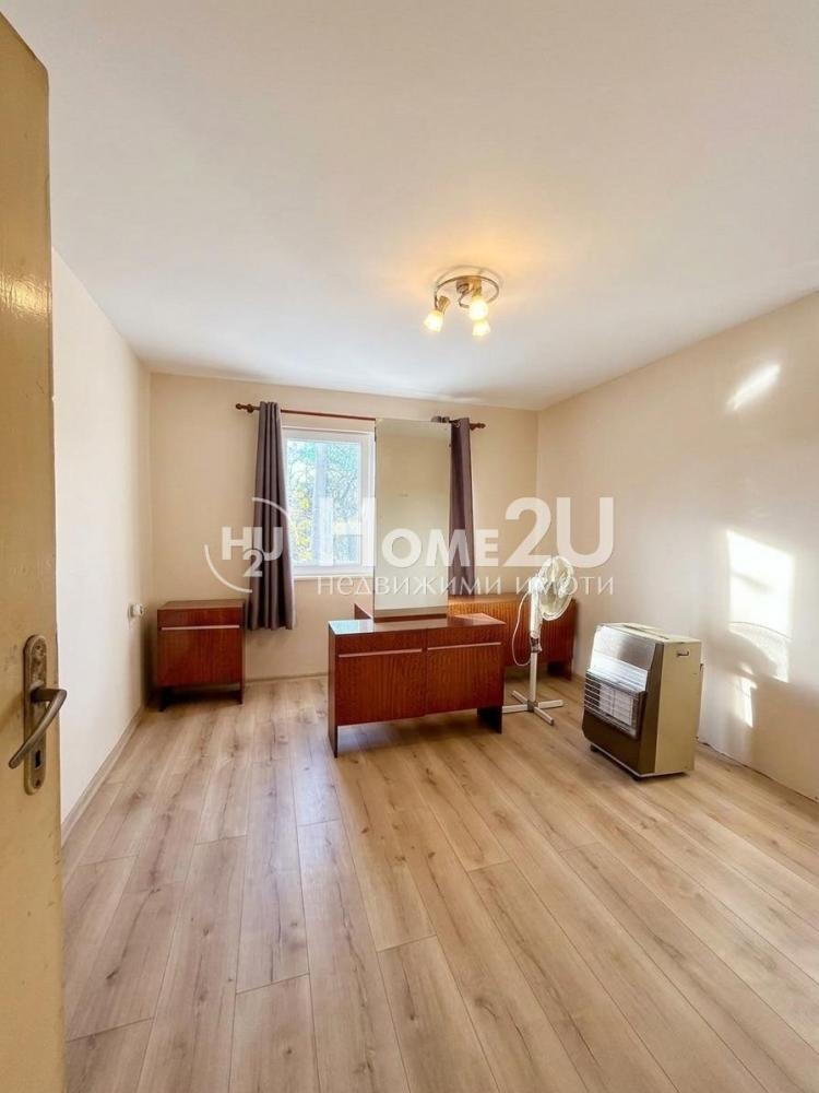 Продава КЪЩА, с. Райнино, област Разград, снимка 6 - Къщи - 55886638