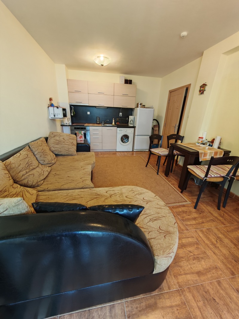 Продава 2-СТАЕН, област Бургас, гр. Свети Влас • 76000 € / 148643.08 лв. • 96353042 1