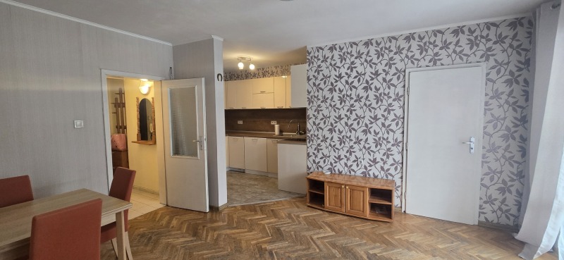 Продава 2-СТАЕН, гр. София, Оборище, снимка 5 - Апартаменти - 53305517