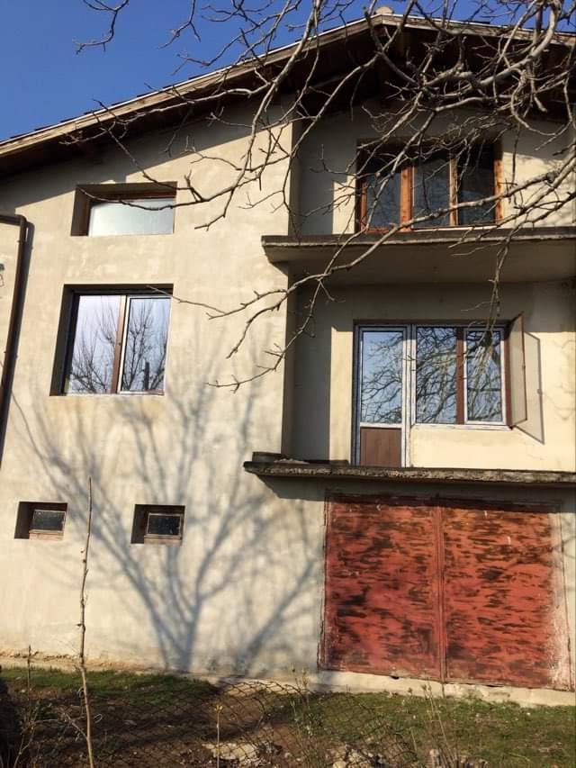 Продава  Къща област Пазарджик , с. Росен , 190 кв.м | 95911234