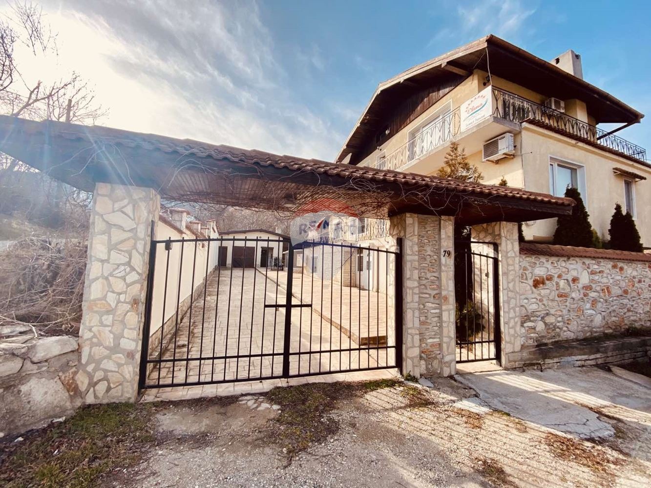 Продава КЪЩА, гр. Балчик, област Добрич, снимка 16 - Къщи - 53844250