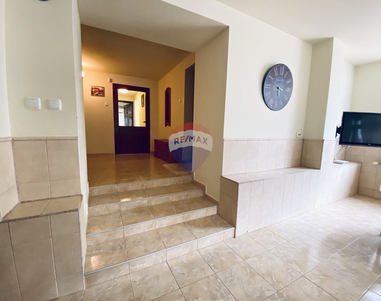 Продава КЪЩА, гр. Балчик, област Добрич, снимка 4 - Къщи - 53844250