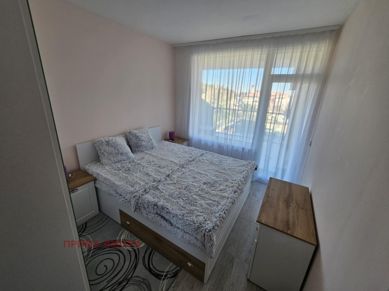 Продава 2-СТАЕН, гр. Варна, к.к. Св.Св. Константин и Елена, снимка 2 - Апартаменти - 52556925