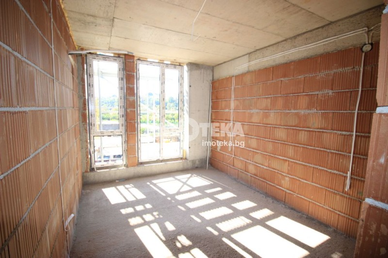 À venda  2 quartos Sofia , Poduiane , 125 m² | 48004094 - imagem [7]