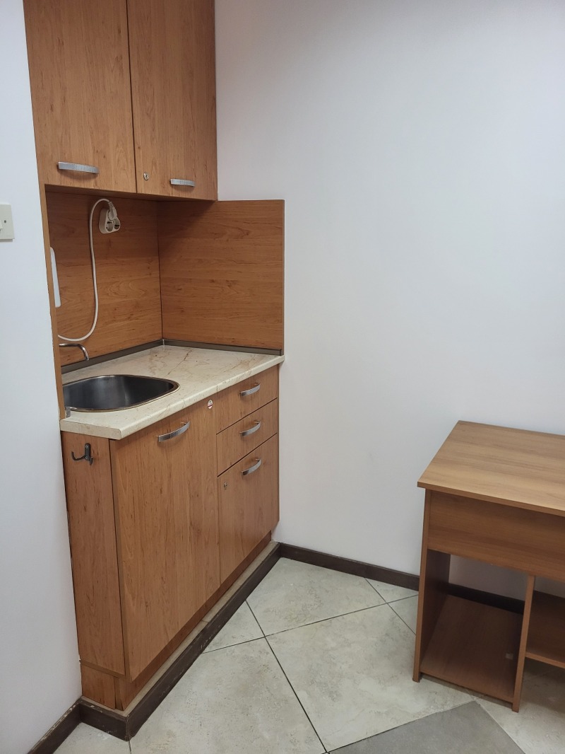 Продава  Офис град София , Център , 52 кв.м | 37760446 - изображение [6]