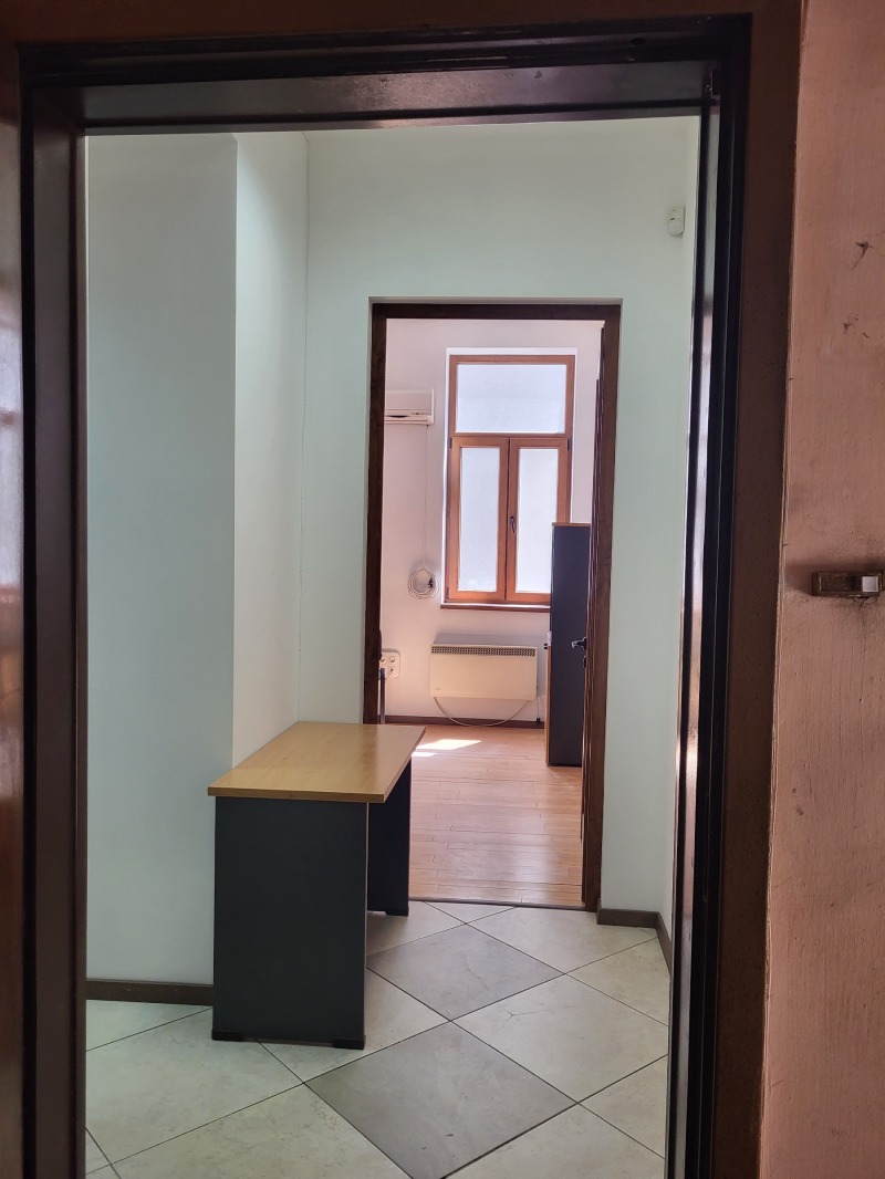 Продава  Офис град София , Център , 52 кв.м | 37760446 - изображение [8]