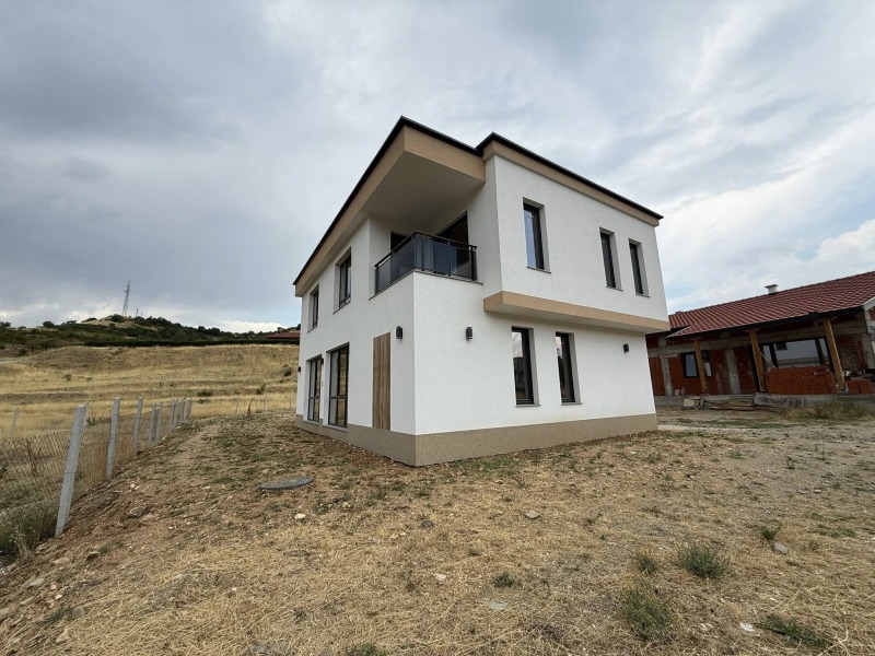En venta  Casa región Blagoevgrad , Izgrev , 200 metros cuadrados | 99337422