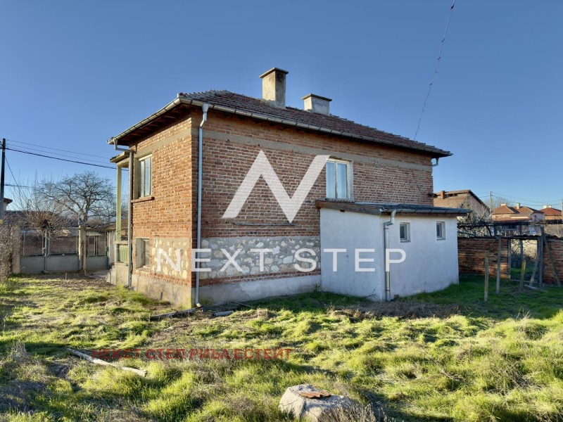 Продава КЪЩА, с. Войсил, област Пловдив, снимка 3 - Къщи - 53097060