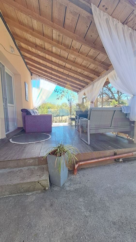 Продава КЪЩА, с. Гурково, област Добрич, снимка 13 - Къщи - 54351514