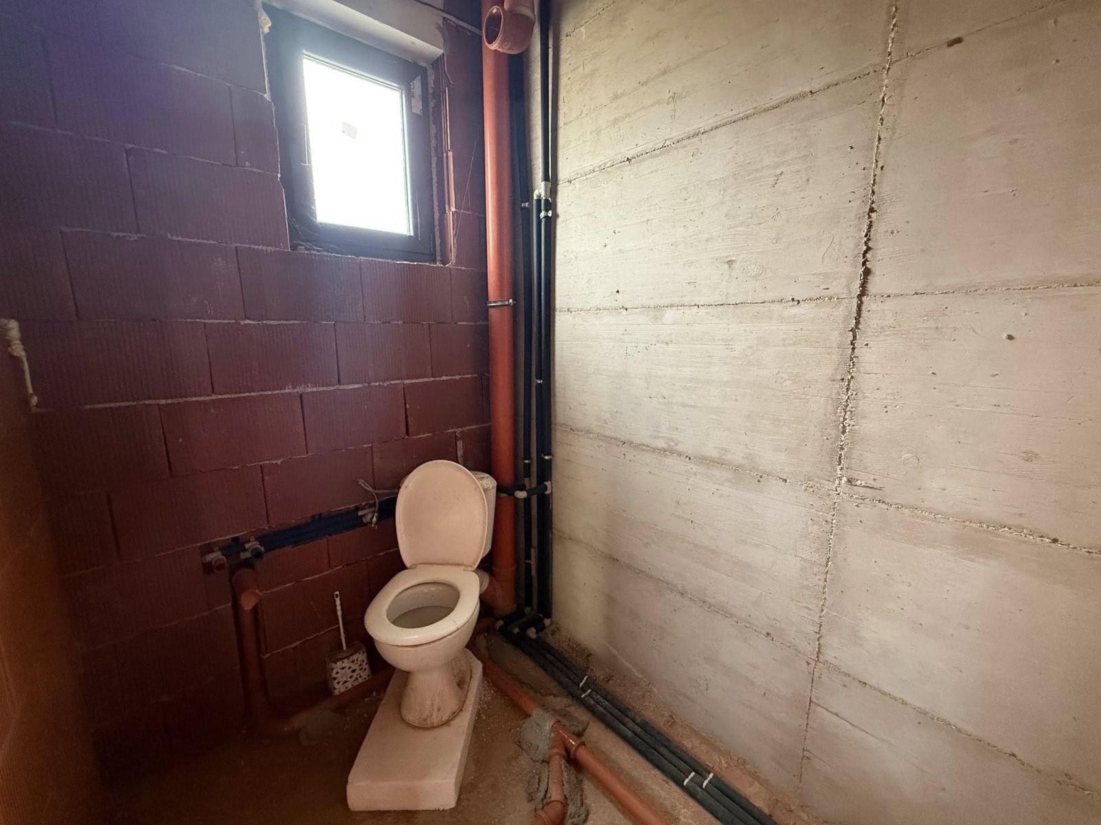 Продава КЪЩА, с. Изгрев, област Благоевград, снимка 16 - Къщи - 53797592