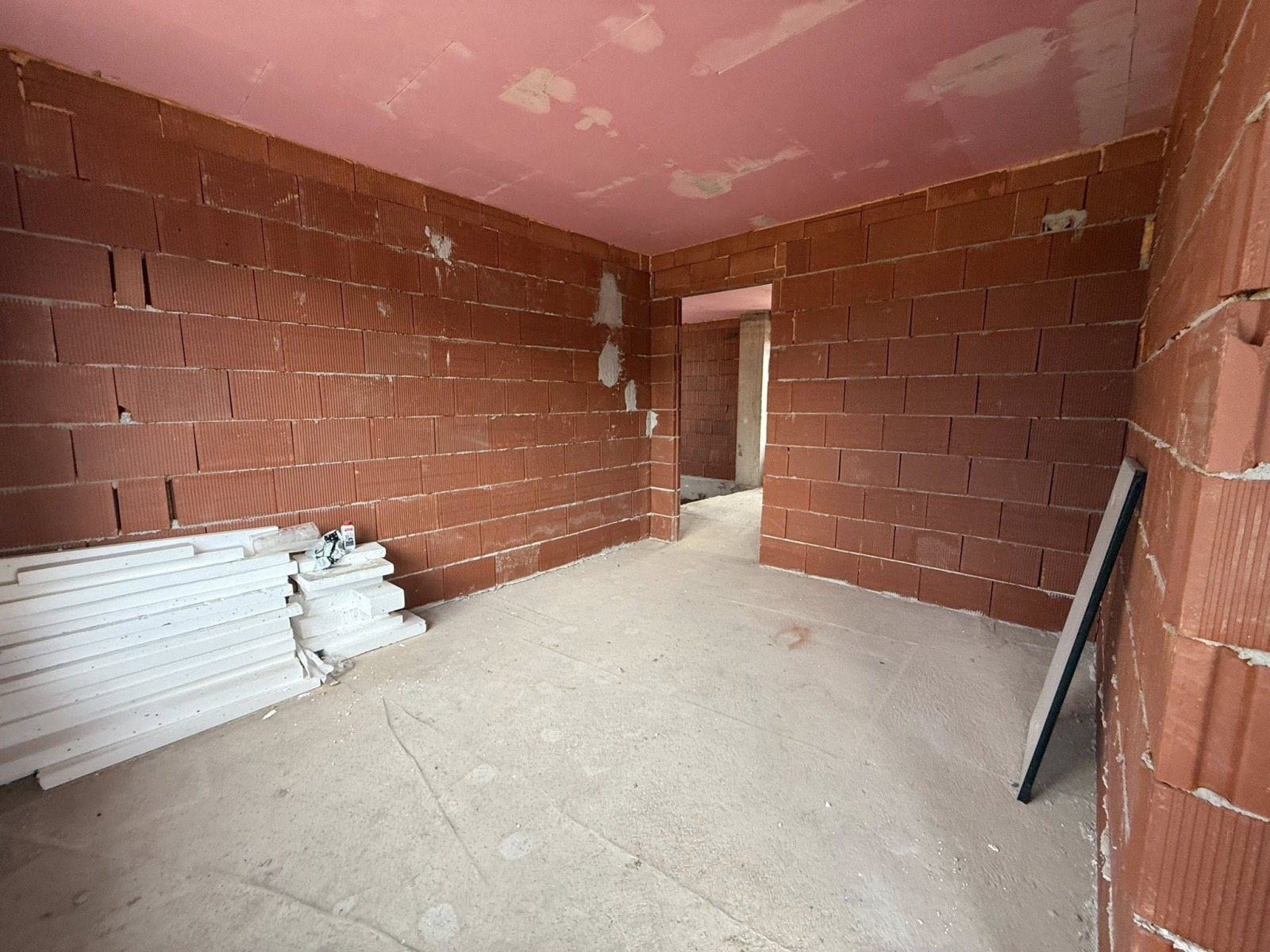 Продава КЪЩА, с. Изгрев, област Благоевград, снимка 11 - Къщи - 53797592