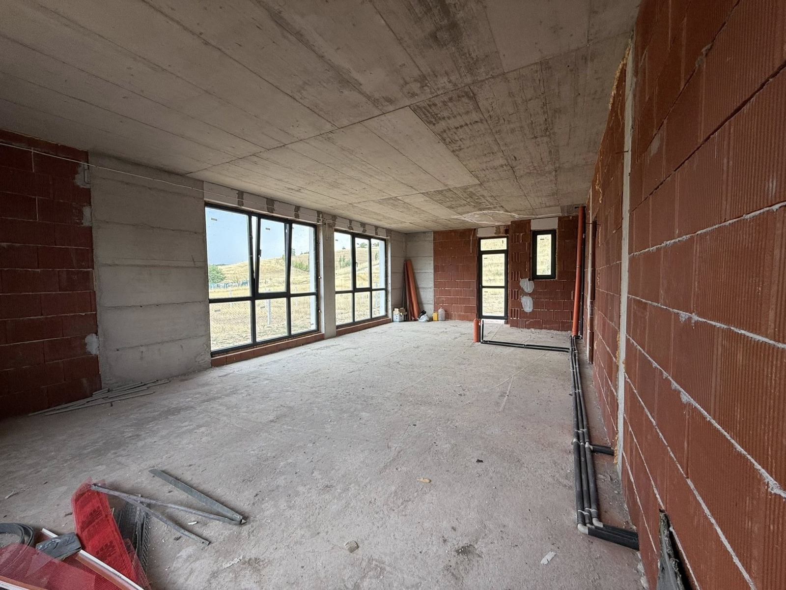 Продава КЪЩА, с. Изгрев, област Благоевград, снимка 3 - Къщи - 53797592