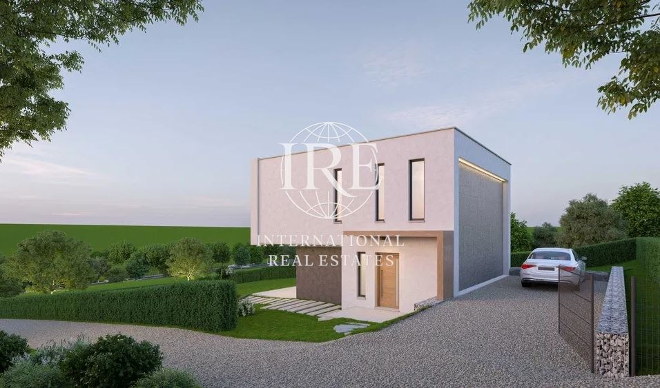 Продава КЪЩА, гр. Балчик, област Добрич, снимка 2 - Къщи - 53310730