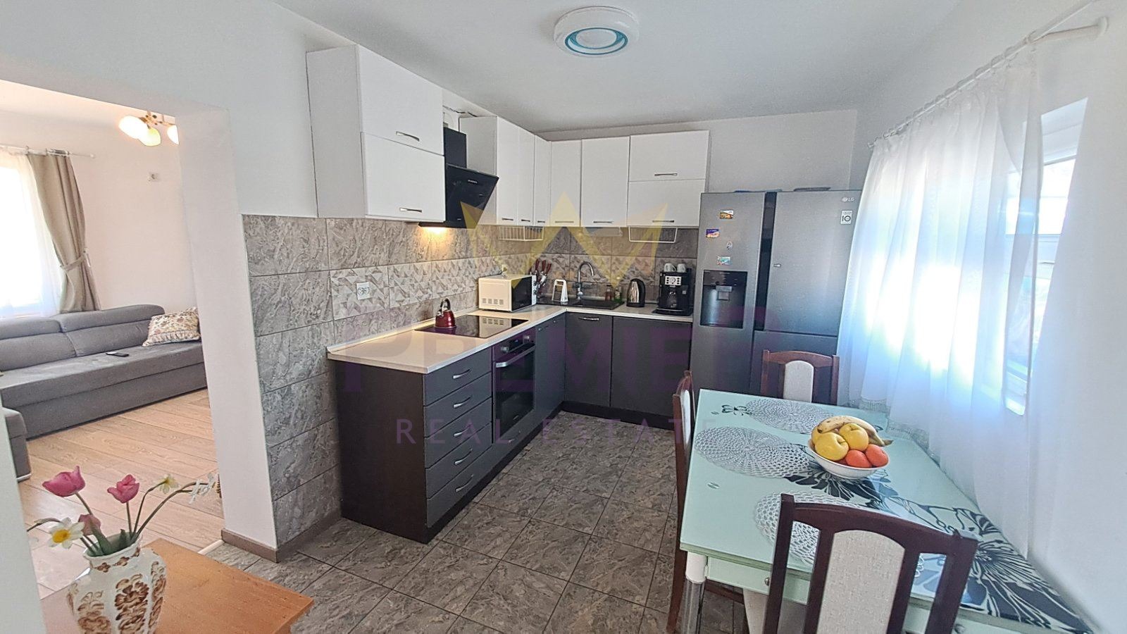 Продава КЪЩА, с. Гурково, област Добрич, снимка 11 - Къщи - 54351514