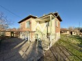 Продава КЪЩА, с. Войсил, област Пловдив, снимка 2