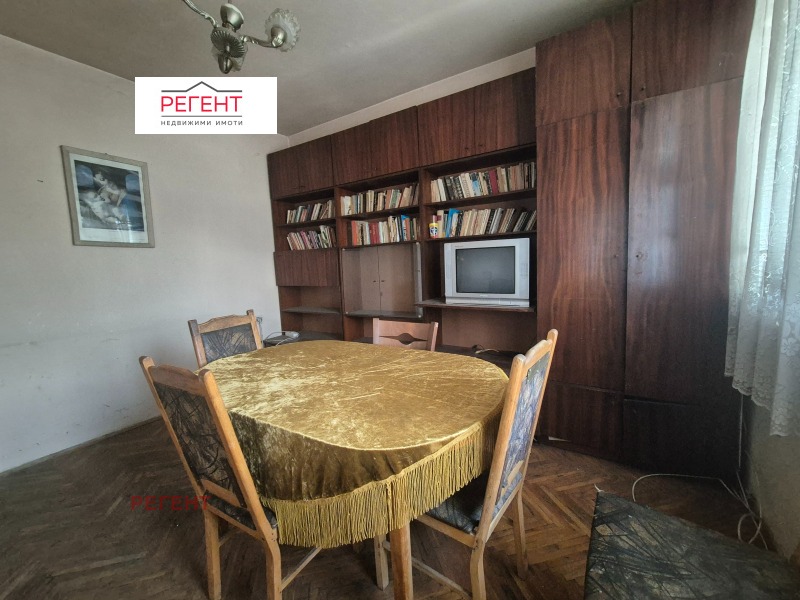 Продава 3-СТАЕН, гр. Габрово, Център, снимка 2 - Апартаменти - 53083616