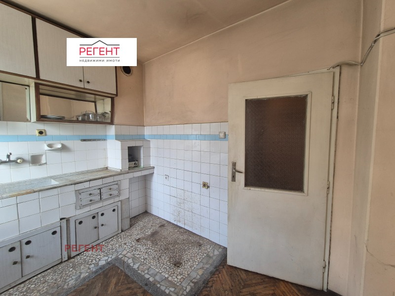 Продава 3-СТАЕН, гр. Габрово, Център, снимка 3 - Апартаменти - 53083616