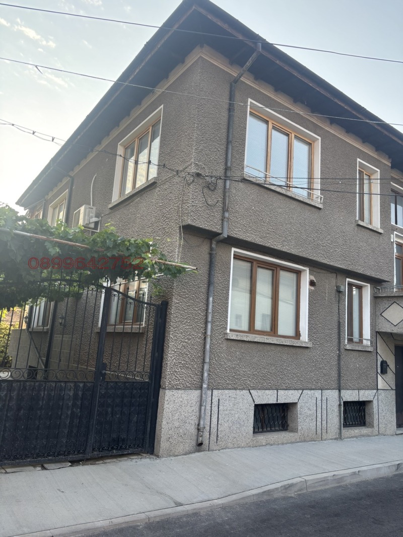 Продава ЕТАЖ ОТ КЪЩА, гр. Панагюрище, област Пазарджик, снимка 6 - Етаж от къща - 52968170