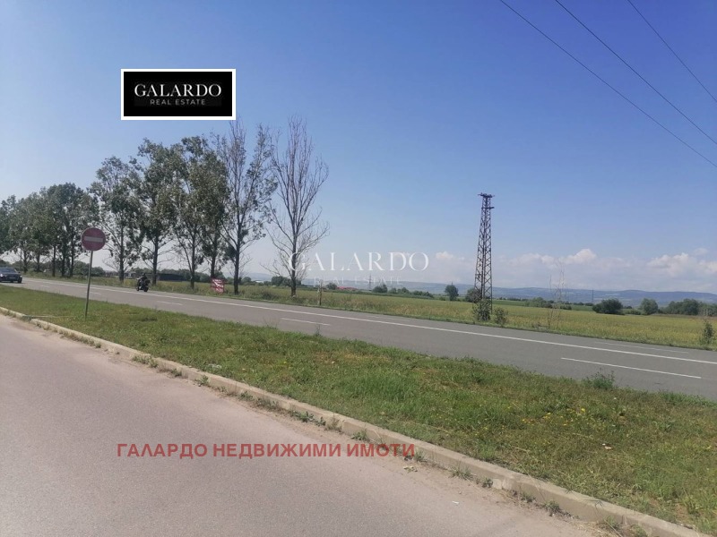 Продава ПАРЦЕЛ, гр. Божурище, област София област