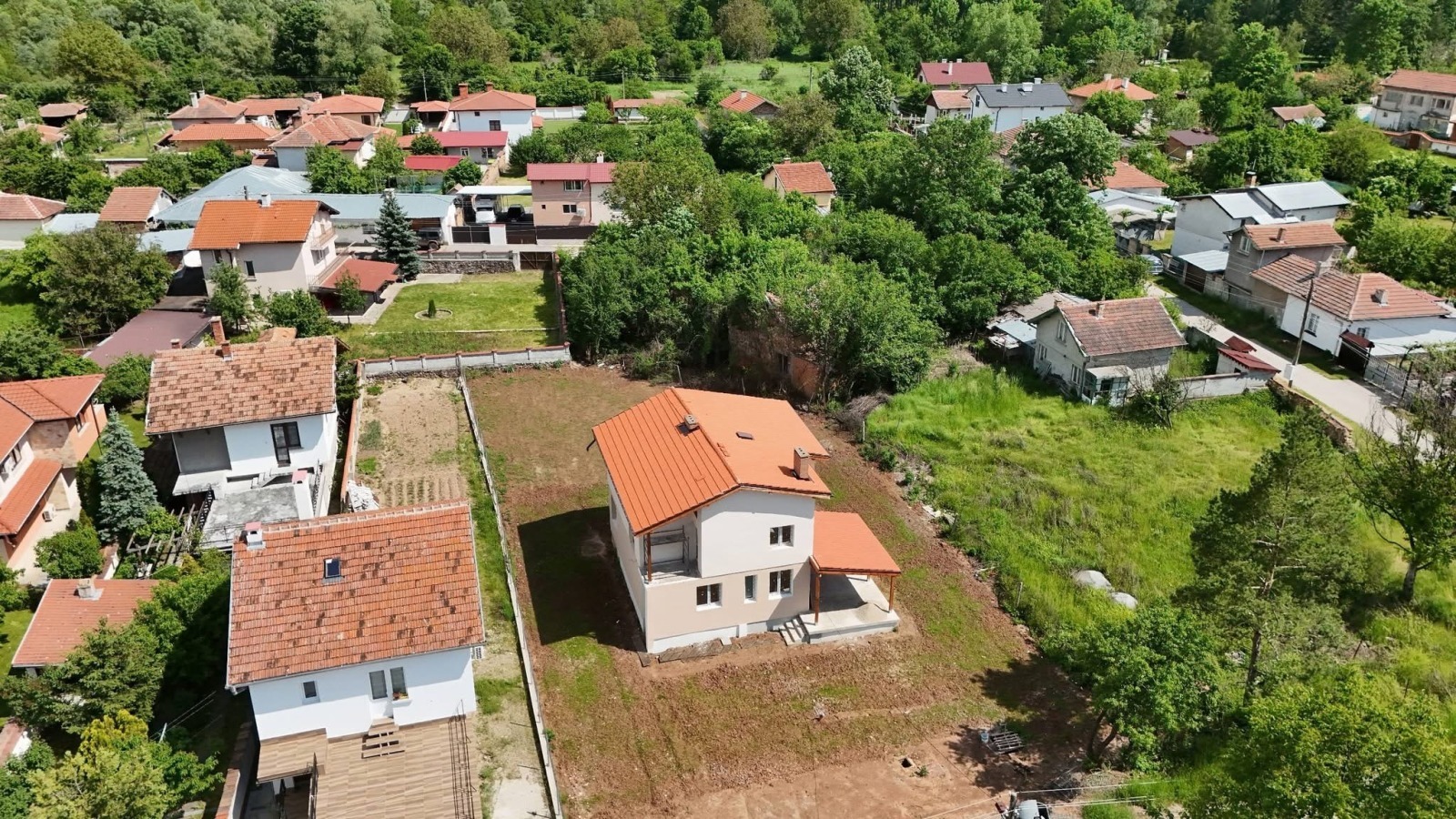 Продава КЪЩА, с. Караполци, област София област, снимка 16 - Къщи - 54708656