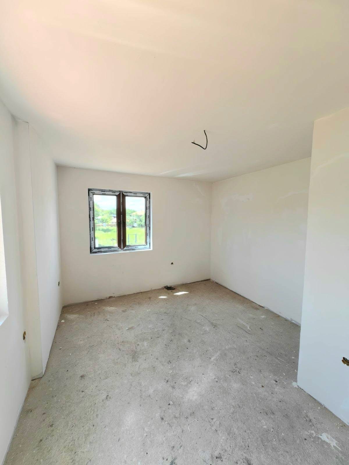 Продава КЪЩА, с. Караполци, област София област, снимка 12 - Къщи - 54708656