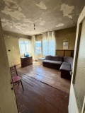 Продава ЕТАЖ ОТ КЪЩА, област Ловеч, гр. Троян • 52000 € / 101703.16 лв. • 63747893 7