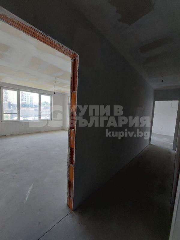 Продава  2-стаен град Варна , к.к. Св.Св. Константин и Елена , 79 кв.м | 90943510 - изображение [3]