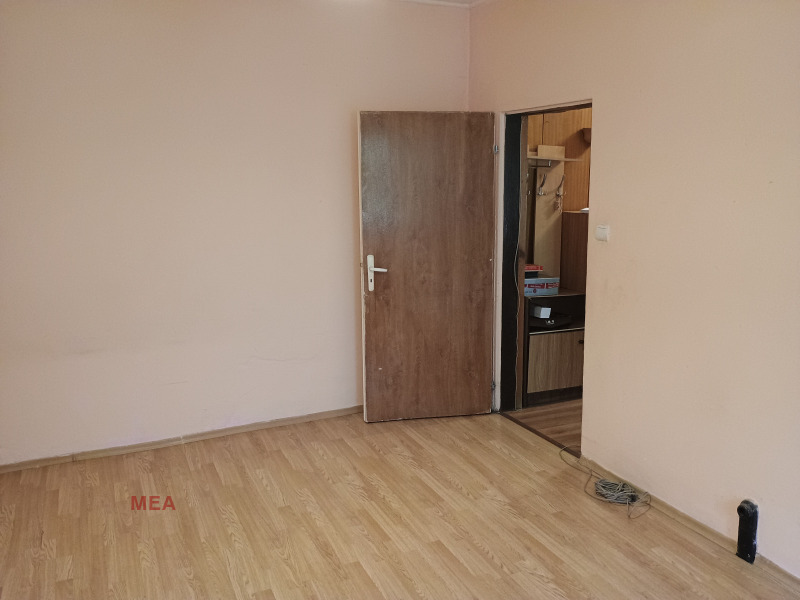 Продава  2-стаен град София , Връбница 2 , 64 кв.м | 21206040 - изображение [8]