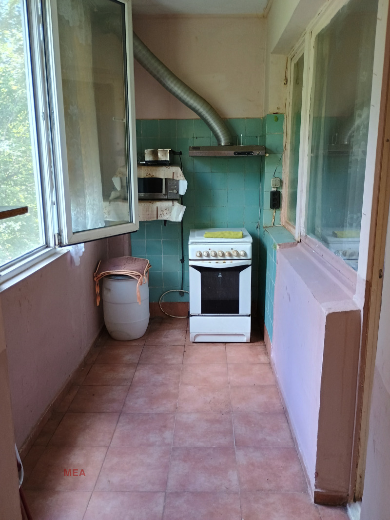 Продава  2-стаен град София , Връбница 2 , 64 кв.м | 21206040 - изображение [3]