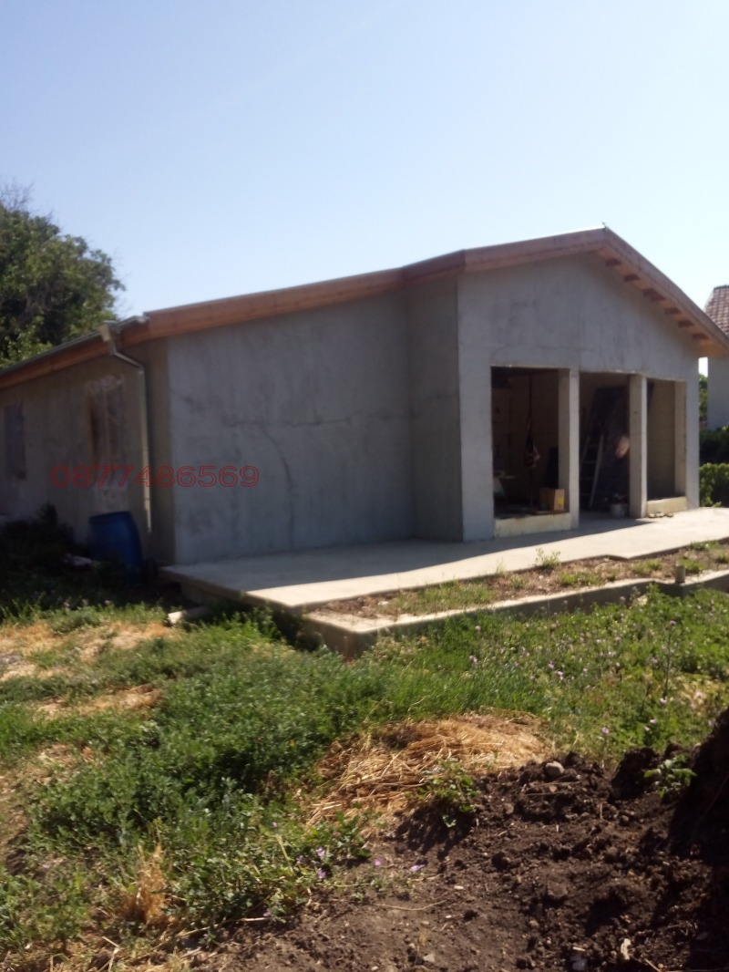 Продава КЪЩА, с. Червена вода, област Русе